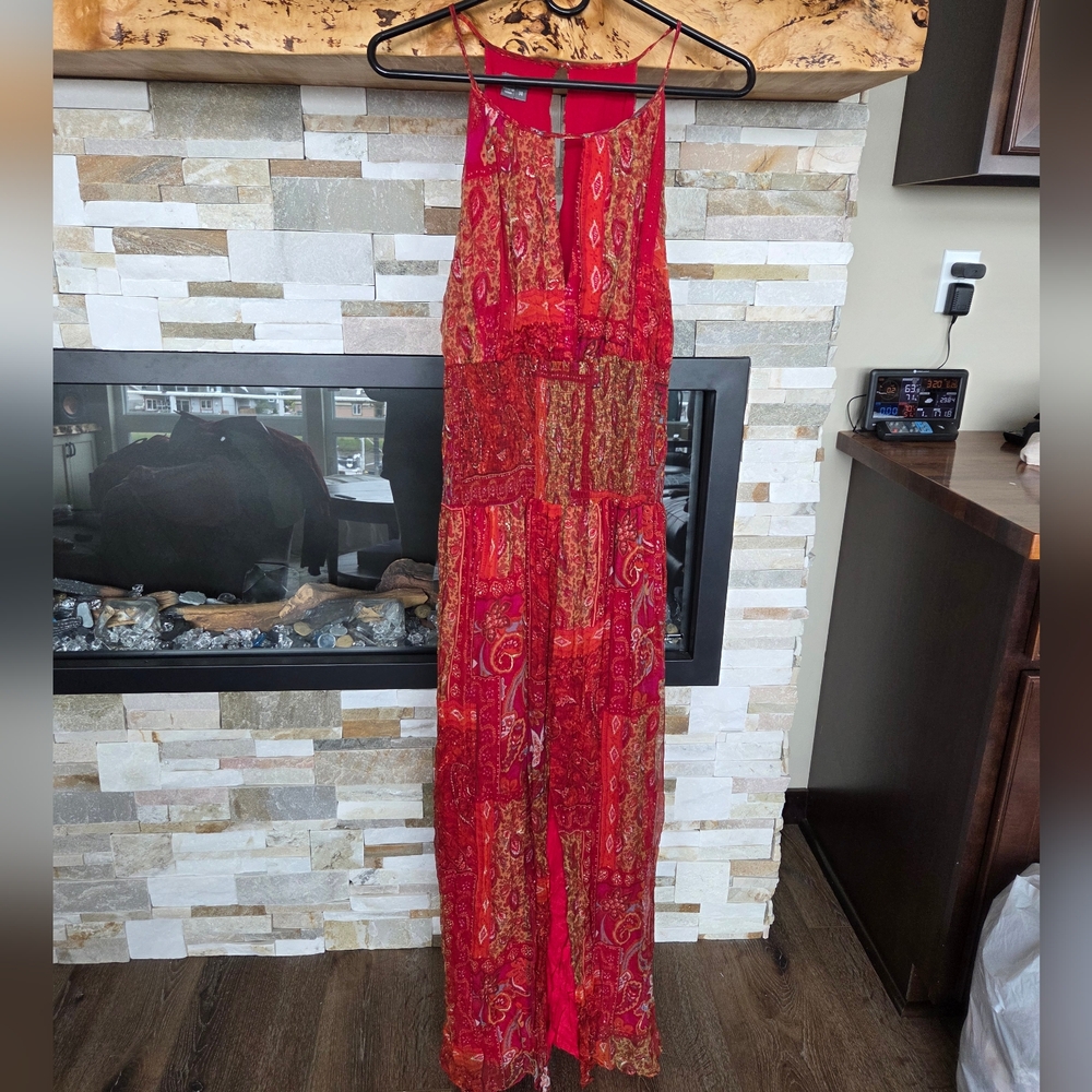 muse 100% Silk Red Patterned Halter Neckline Maxi Dress Womens Size 14